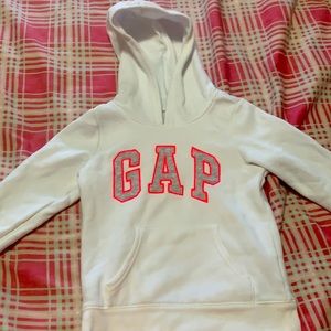 White Gap logo sweater with hoodie